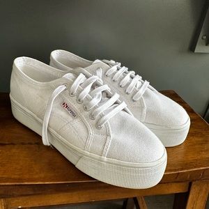 Like new condition Superga Platform Sneakers, size 41.5
